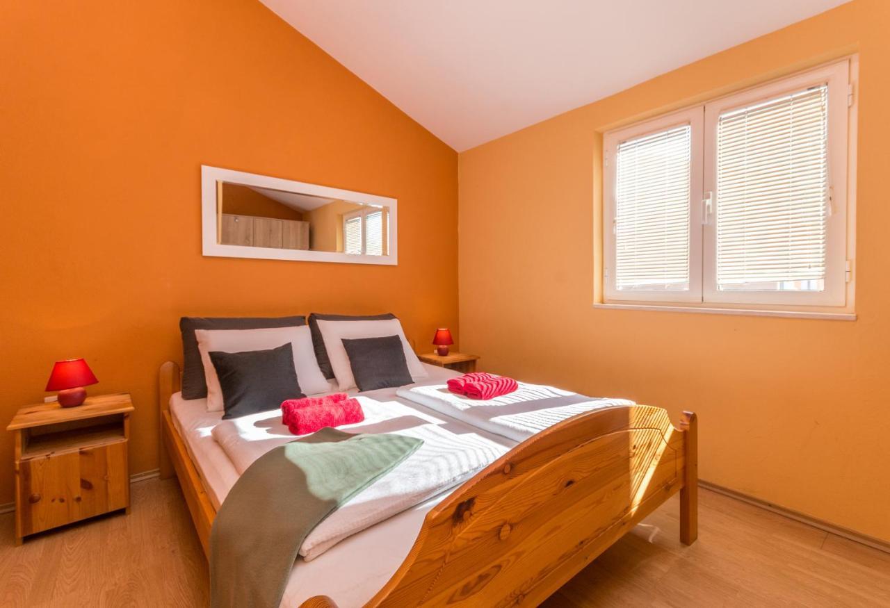 Apartments Amaris Biograd Na Moru Exterior photo