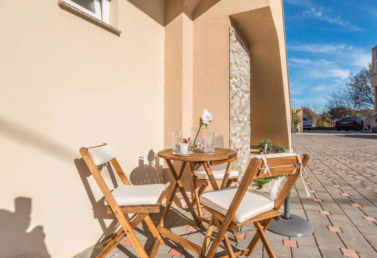 Apartments Amaris Biograd Na Moru Exterior photo